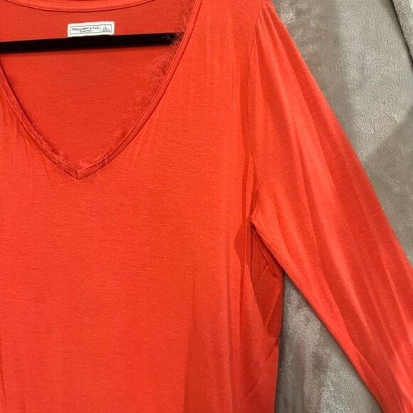 Abercrombie & Fitch Essentials Womens Long Sleeve V-Neck Top Tunic Orange Flowy - Picture 7 of 14